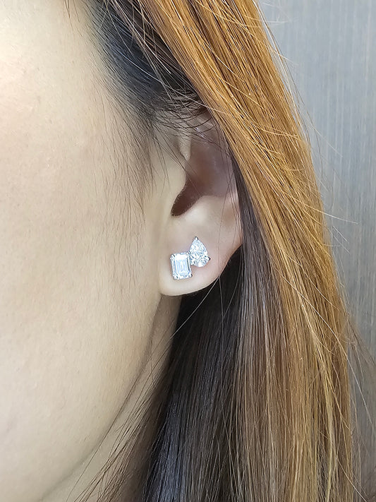 Toi Et Moi Earring - Pear & Emerald