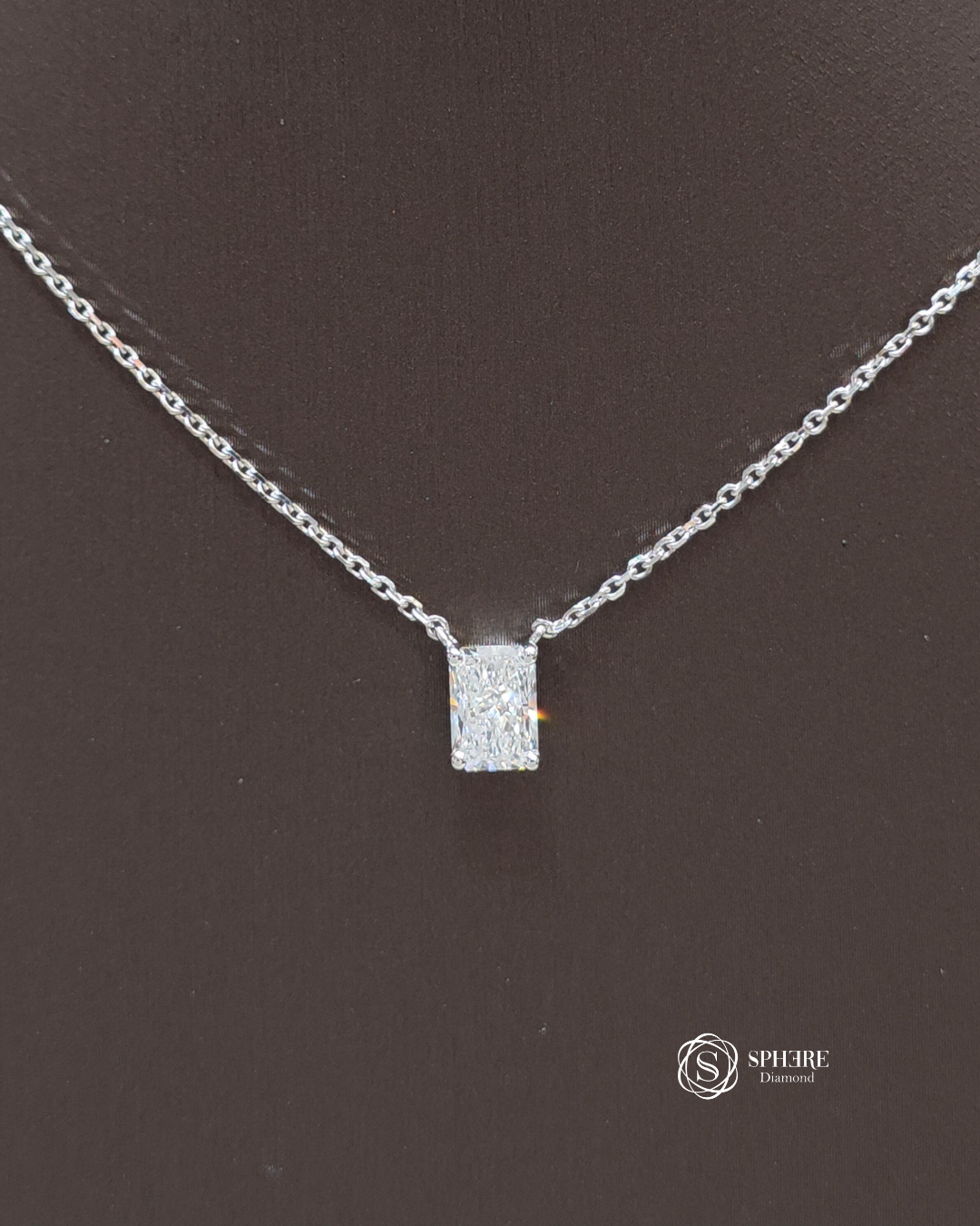 Radiant Grace Pendant -Radiant Cut
