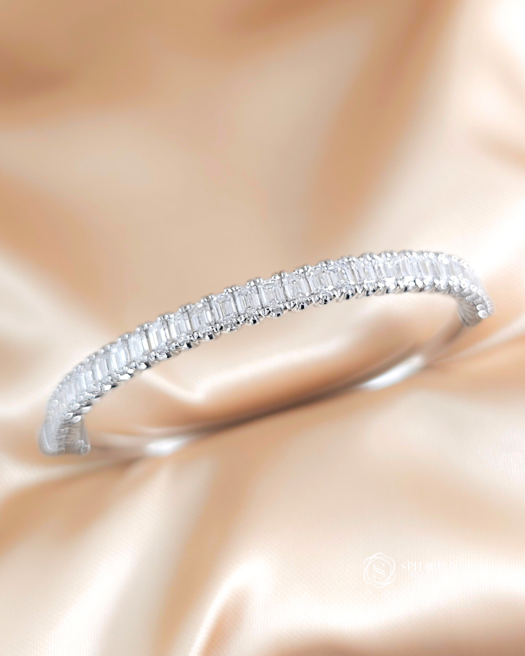 Classic Emerald Cut Bangle