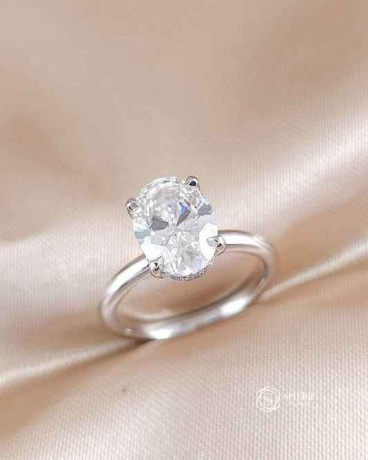 Close-up of the Celestia Oval Lab Grown Diamond Engagement Ring featuring an IGI Certified oval lab grown diamond in 18K White Gold