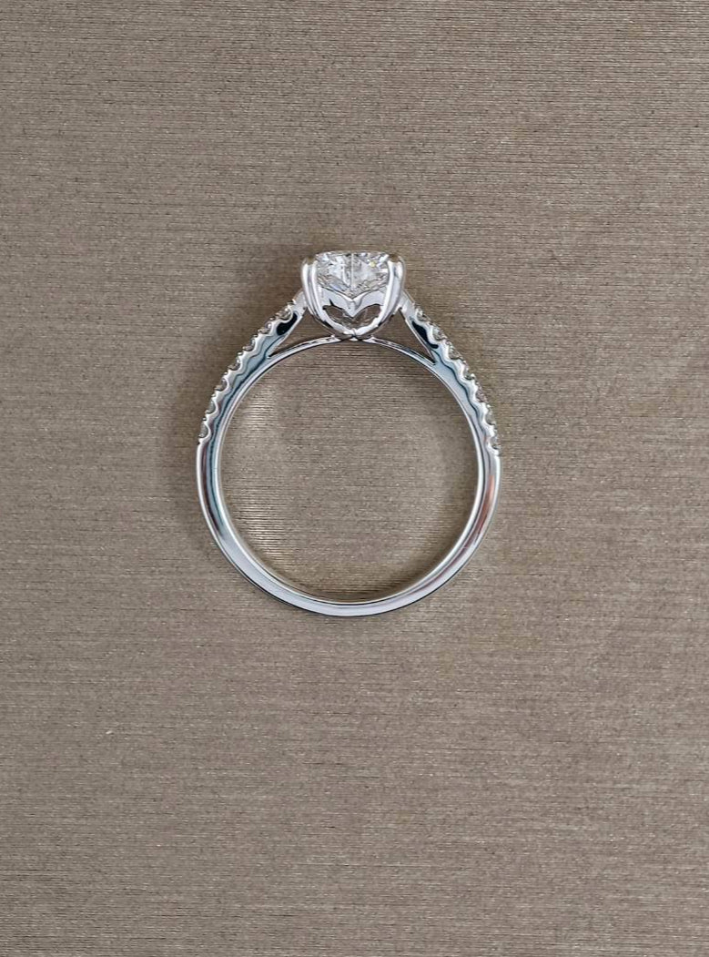 Éternelle Amour Heart Pavé Lab Grown Diamond Engagement Ring | Custom Made Lab Grown Diamond Ring | Sphere Diamond Bangkok Thailand