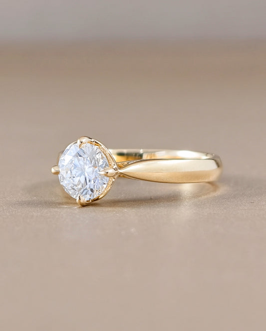 Love classic round brilliant lab grown diamond ring
