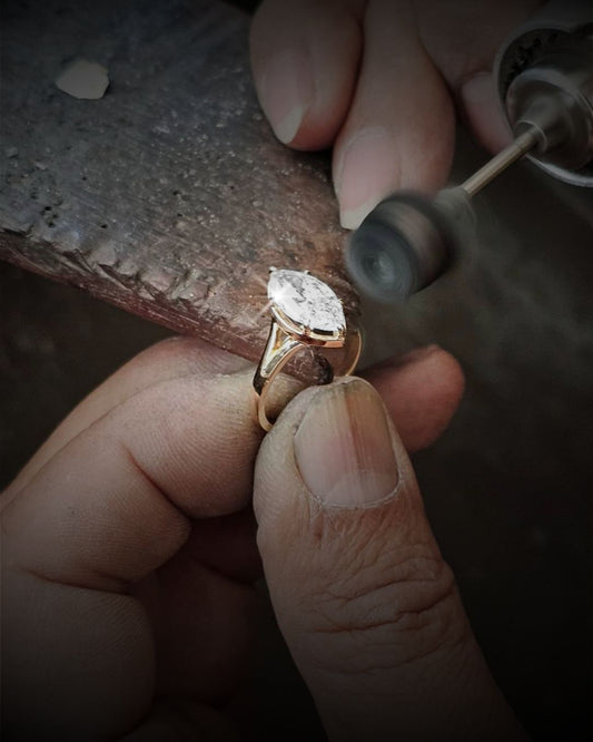 custom-engagement-ring-bangkok-sphere-diamond.jpg