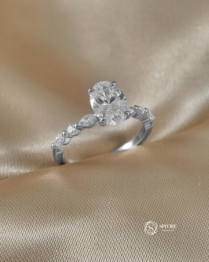 Emily Oval Ring