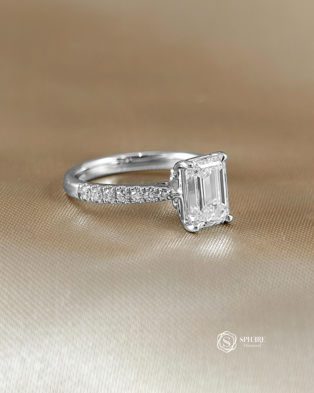IGI Certified Emerald lab grown diamond ring by Sphere Diamond Thailand