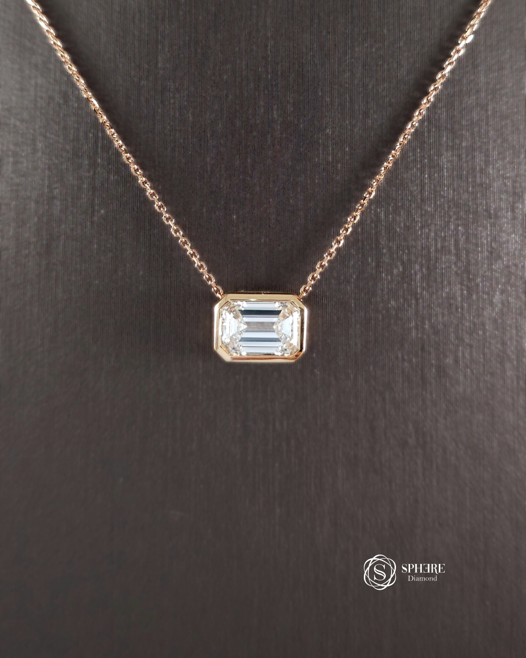 Emerald cut Diamond Pendant Necklace in Bezel setting