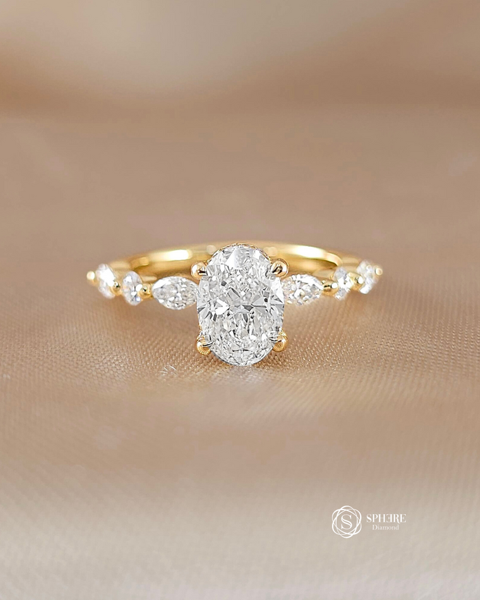 Emily Oval Ring in 18K Pink Gold Setting