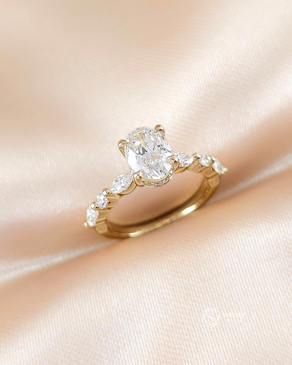 Emily Oval Ring