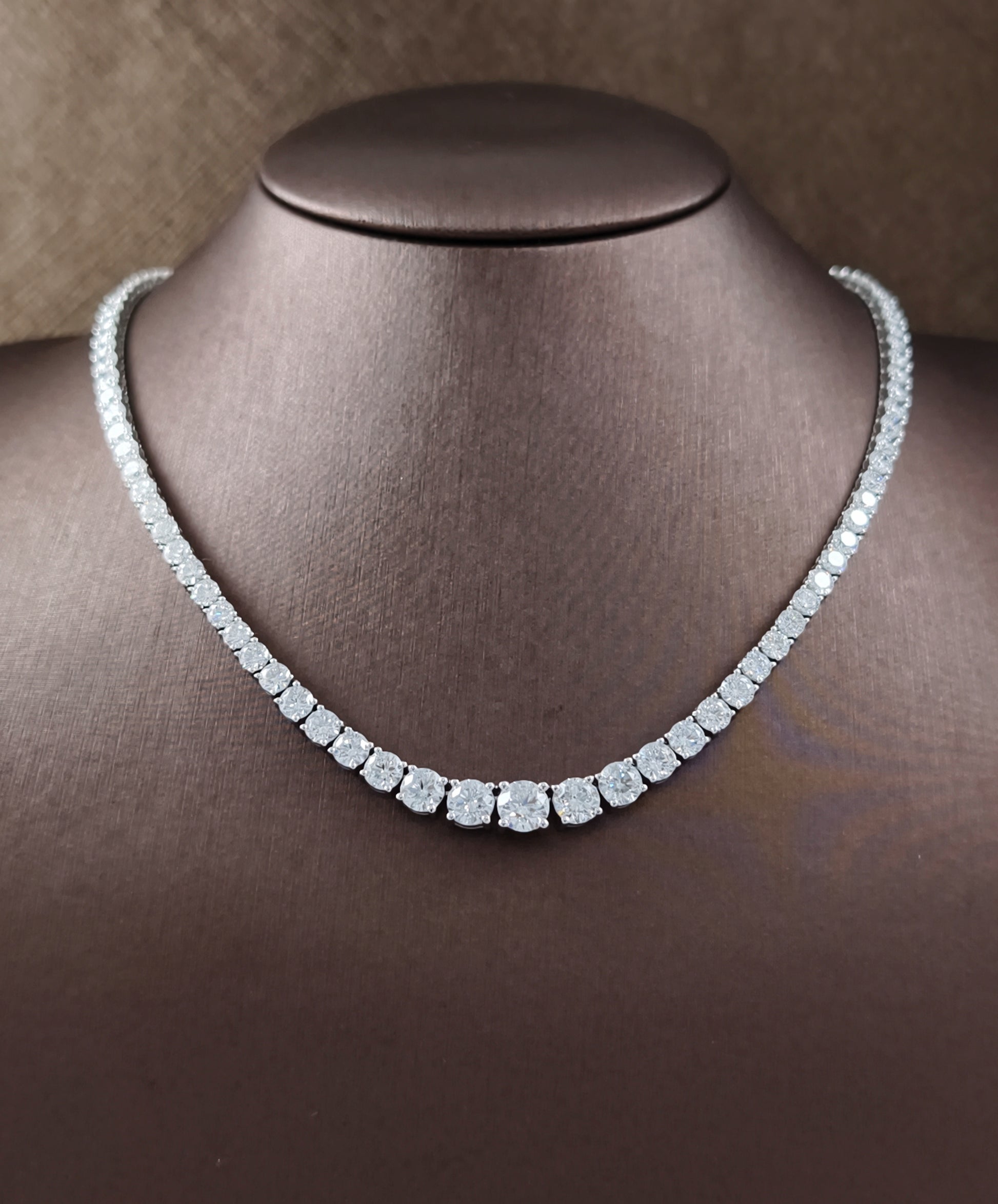 Lumière Round Cut Lab Grown Diamond Tennis Necklace Sphere Diamond Bangkok
