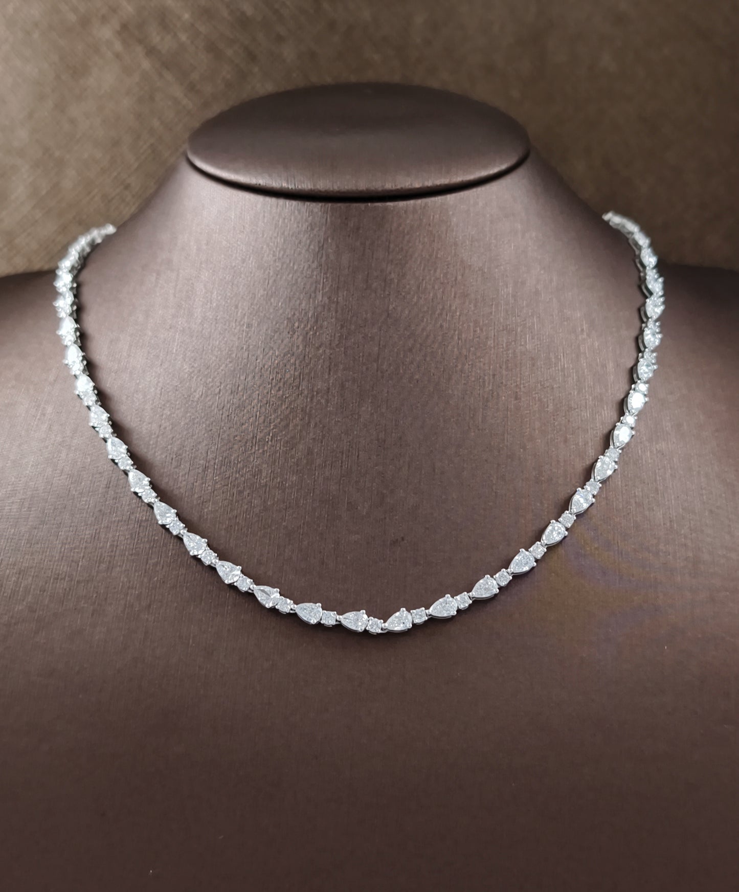 Fancy Lab Grown Diamond Necklace | Luxury Diamond Necklace | Sphere Diamond Bangkok Thailand