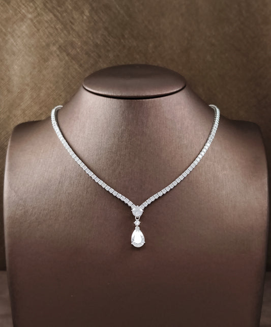 Pear Cut Lab Grown Diamond Drop Necklace Bangkok Thailand