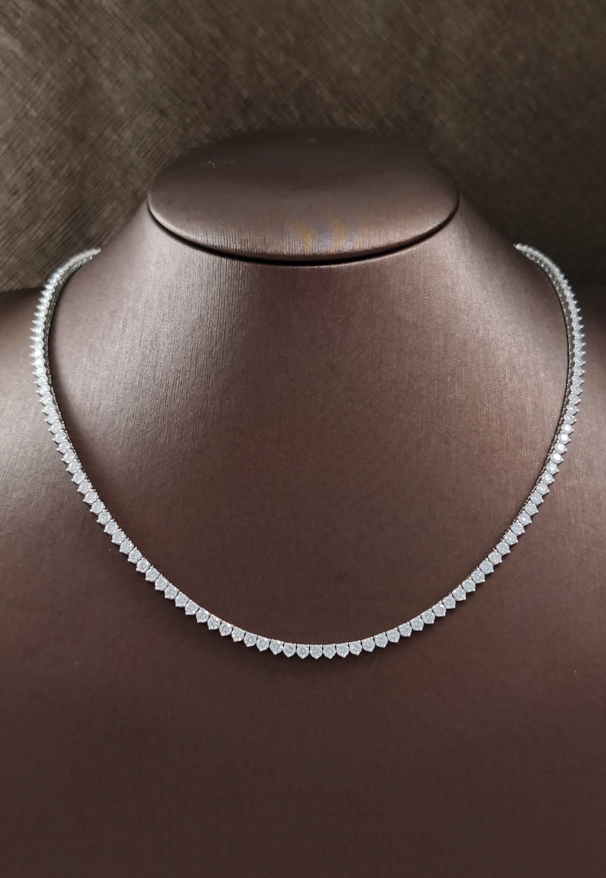 Three Prong  Round cut lab grown Diamond Drop Necklace | Luxury Diamond Necklace | Sphere Diamond Bangkok Thailand