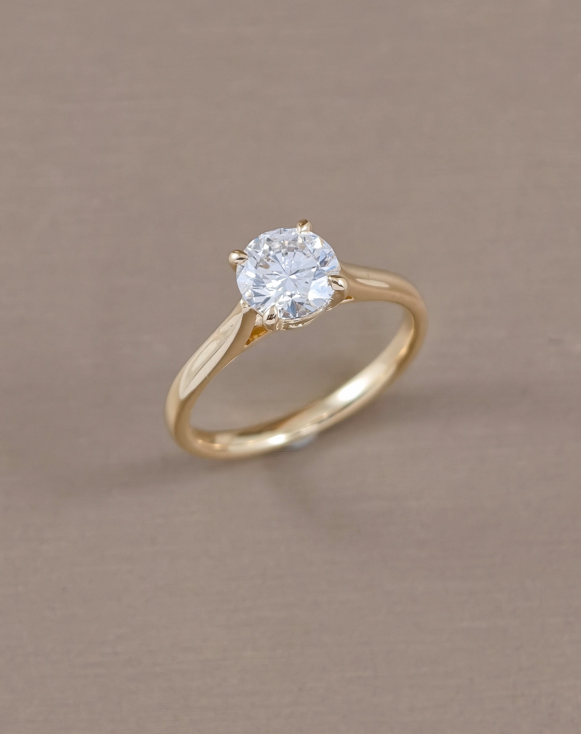 Round Lab Grown Diamond Solitaire Engagement Ring in Yellow Gold Bangkok Thailand