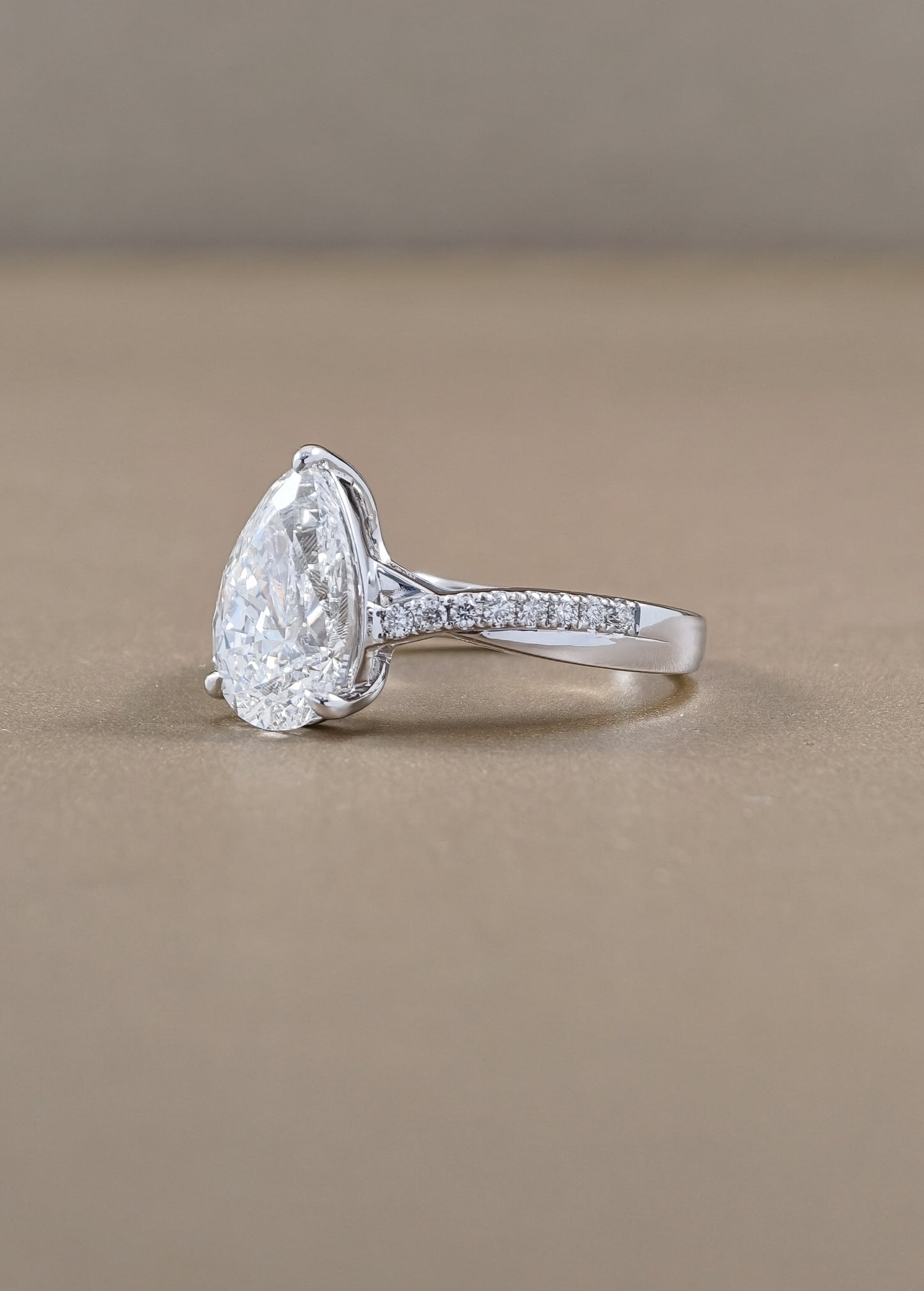 แหวนแต่งงานเชรแลป สั่งทำในกรุงเทพ