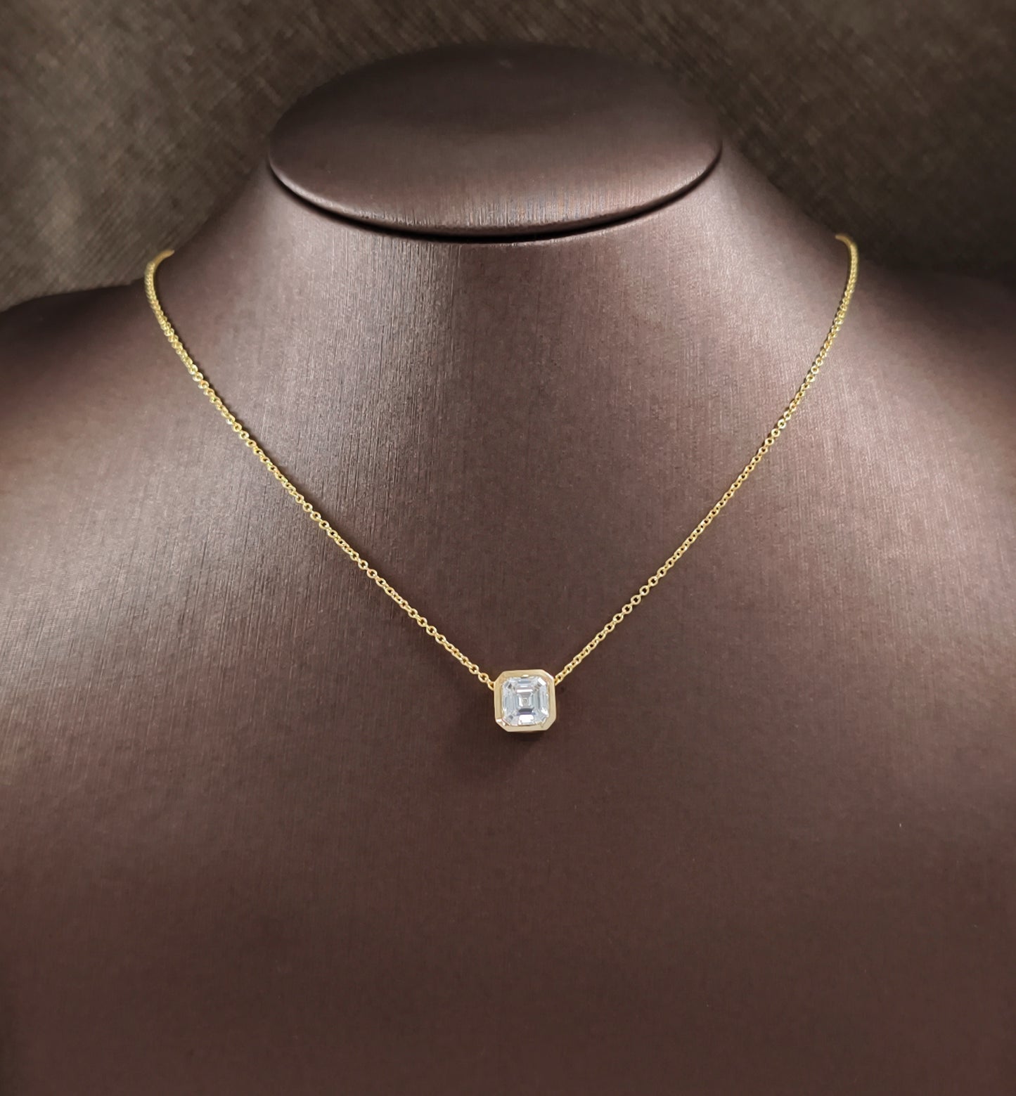 Yellow Gold Asscher Cut Bezel Lab Grown Diamond Necklace Sphere Diamond Bangkok