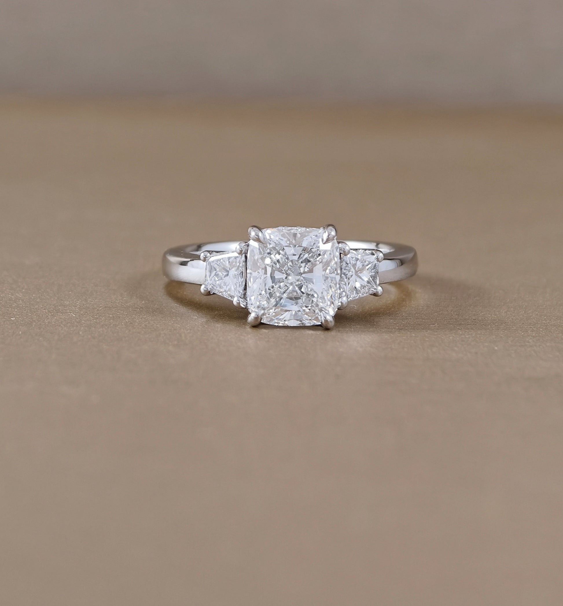 Célina Cushion Cut Three-Stone Lab Grown Diamond Engagement Ring in White Gold Sphere Diamond Bangkok
