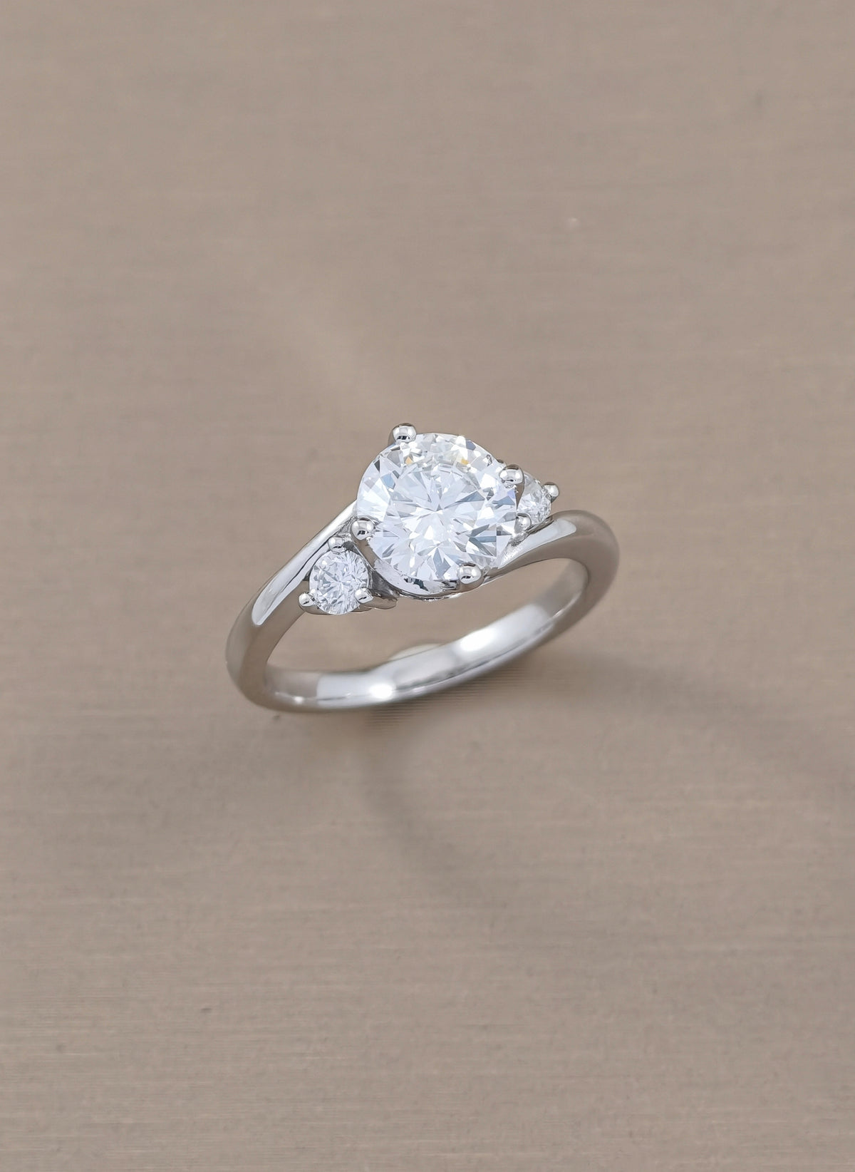 round cut diamond lab grown tree stone engagement ring white gold 