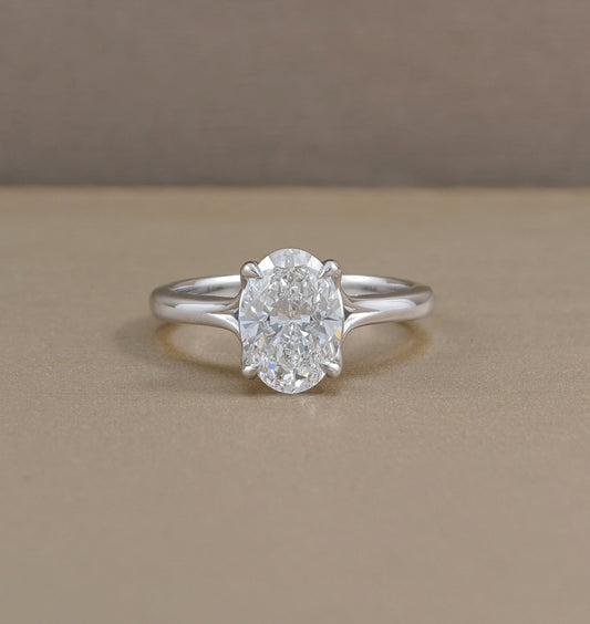 Pearry Tulip oval lab grown diamond engagement ring with four-prong setting and mini split shank in white metal