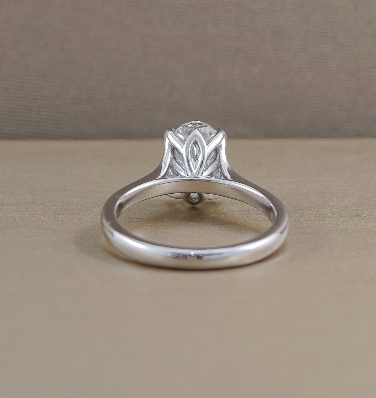 Pearry Tulip 4-Prong Mini Split Shank Lab Grown Diamond Engagement Ring