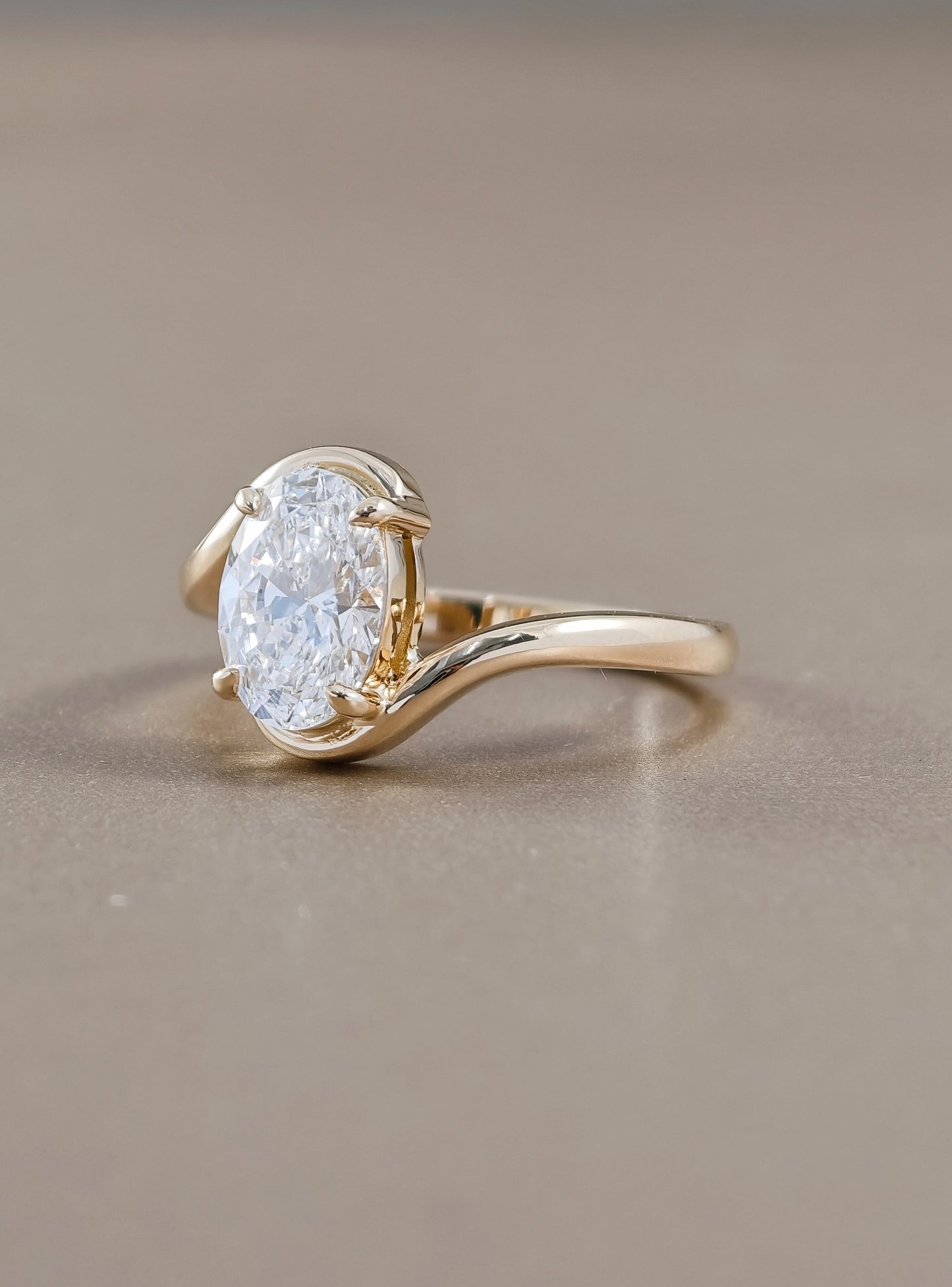 Elara Oval Bypass Lab Grown Diamond Engagement Ring Sphere Diamond Bangkok