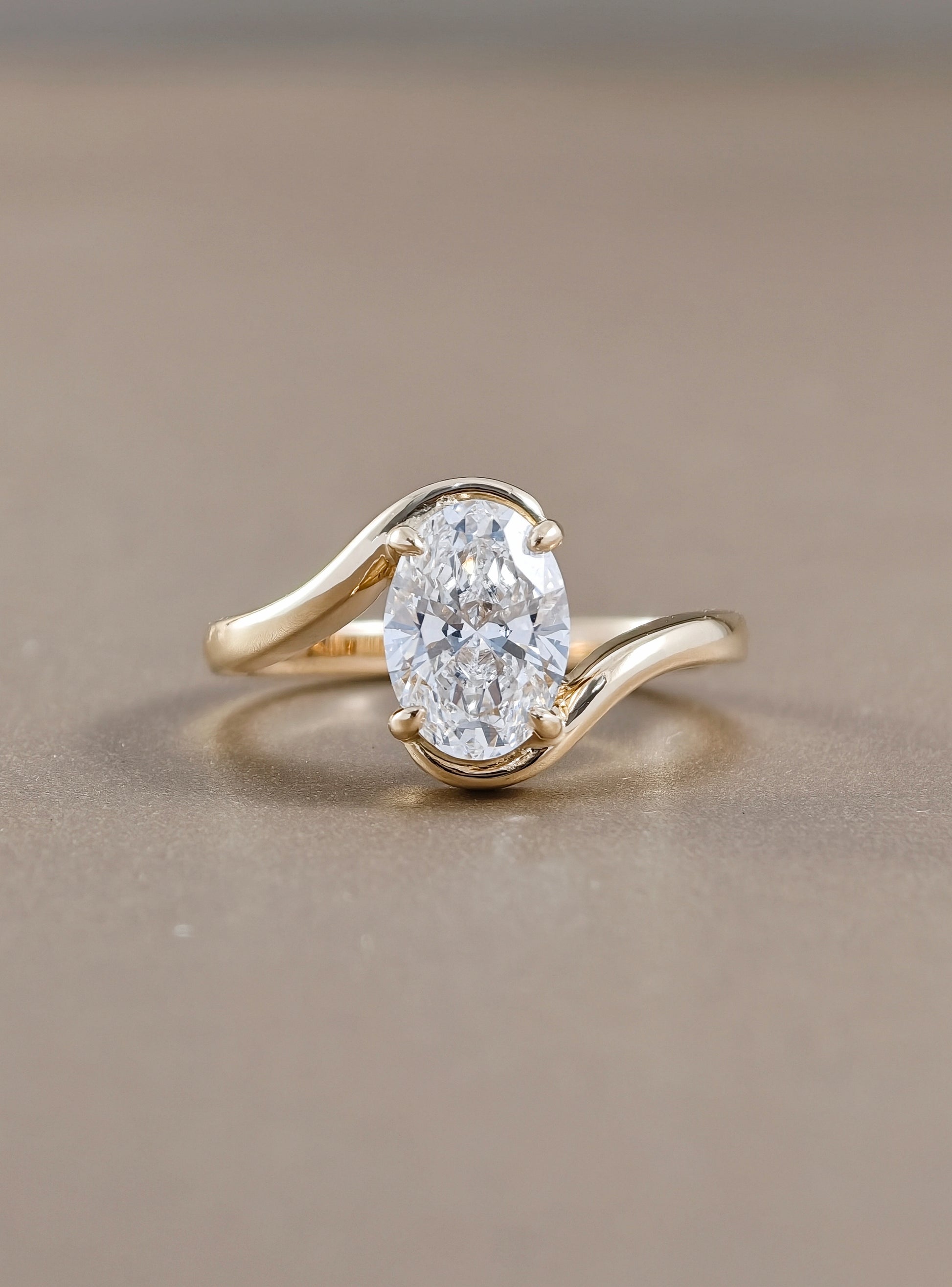 Elara Oval Bypass Lab Grown Diamond Engagement Ring Sphere Diamond Bangkok