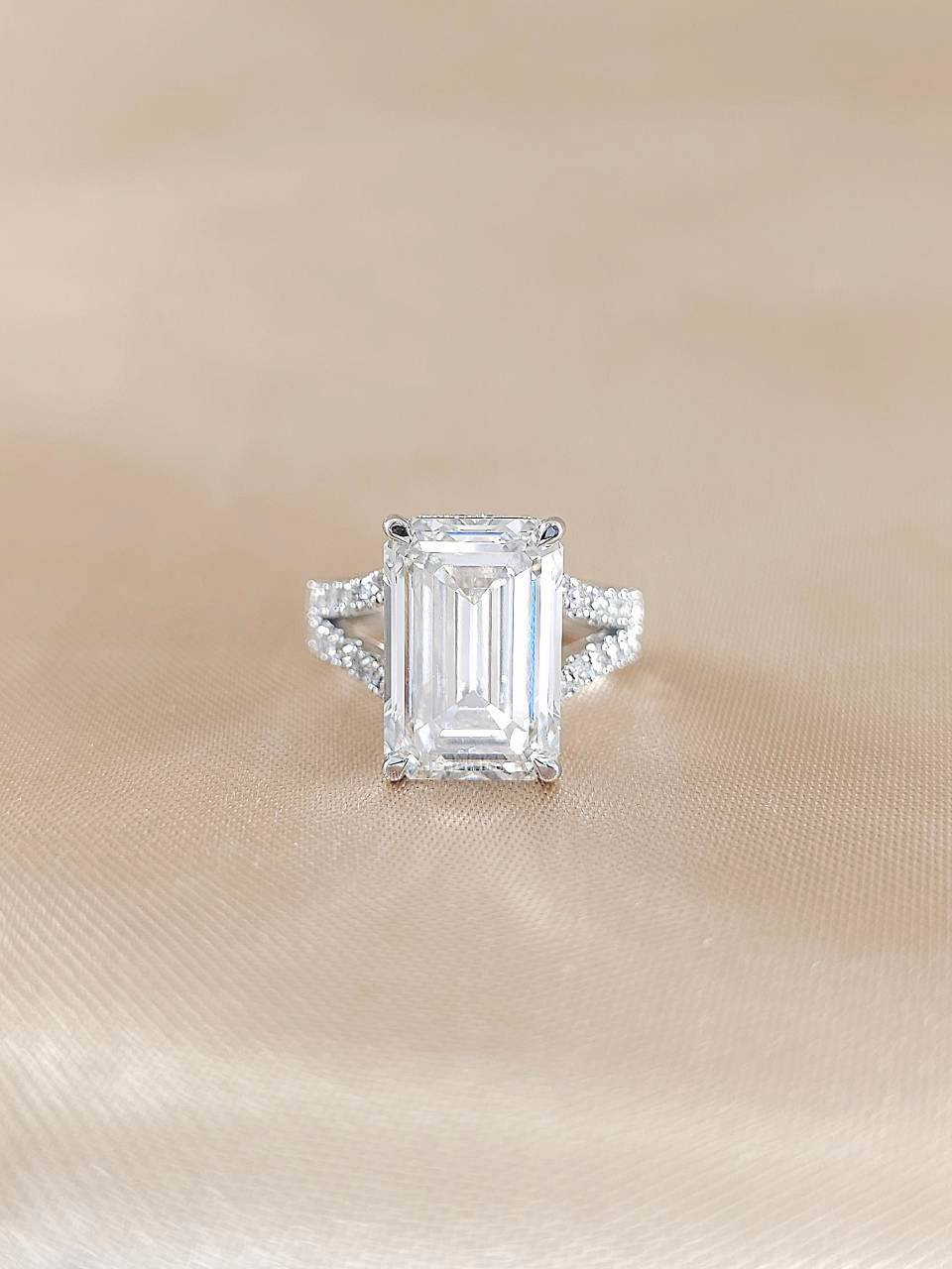 Emerald-cut Engagement Ring with a Pavé