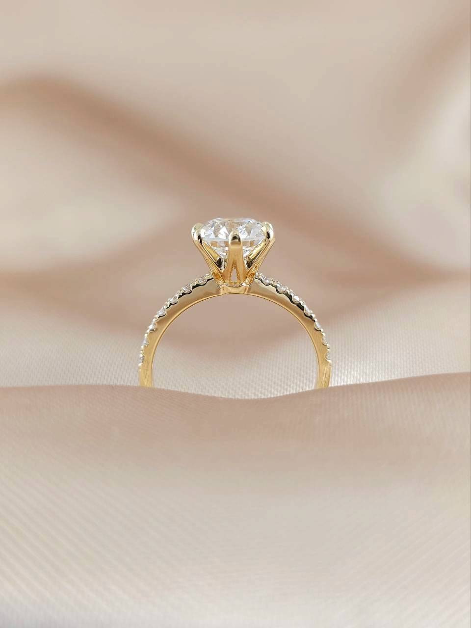 Round Brilliant 6 Prong Engagement Ring with a Pavé Diamond