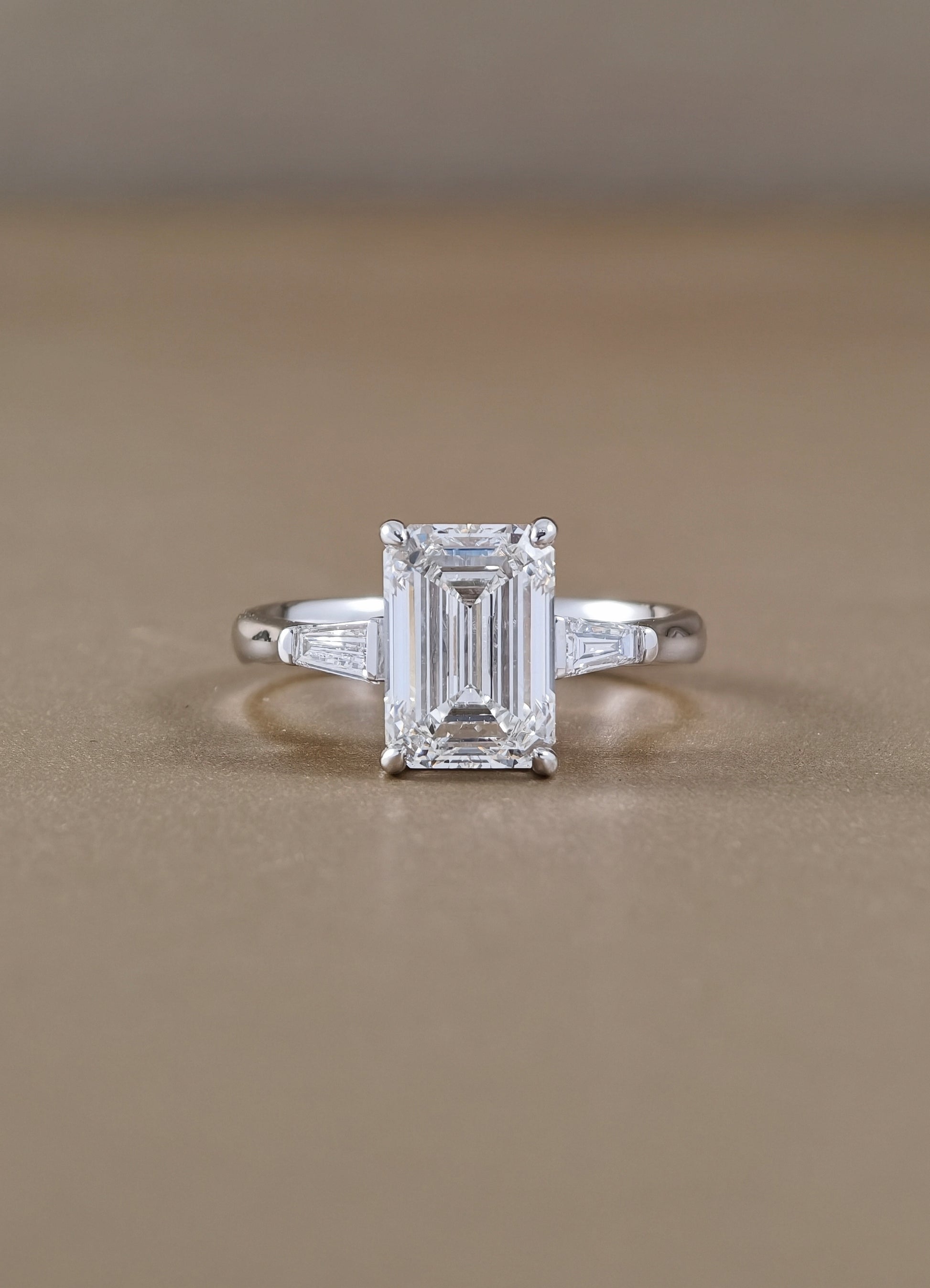Elara Emerald Cut Lab Grown Diamond Three-Stone Engagement Ring Sphere Diamond Bangkok