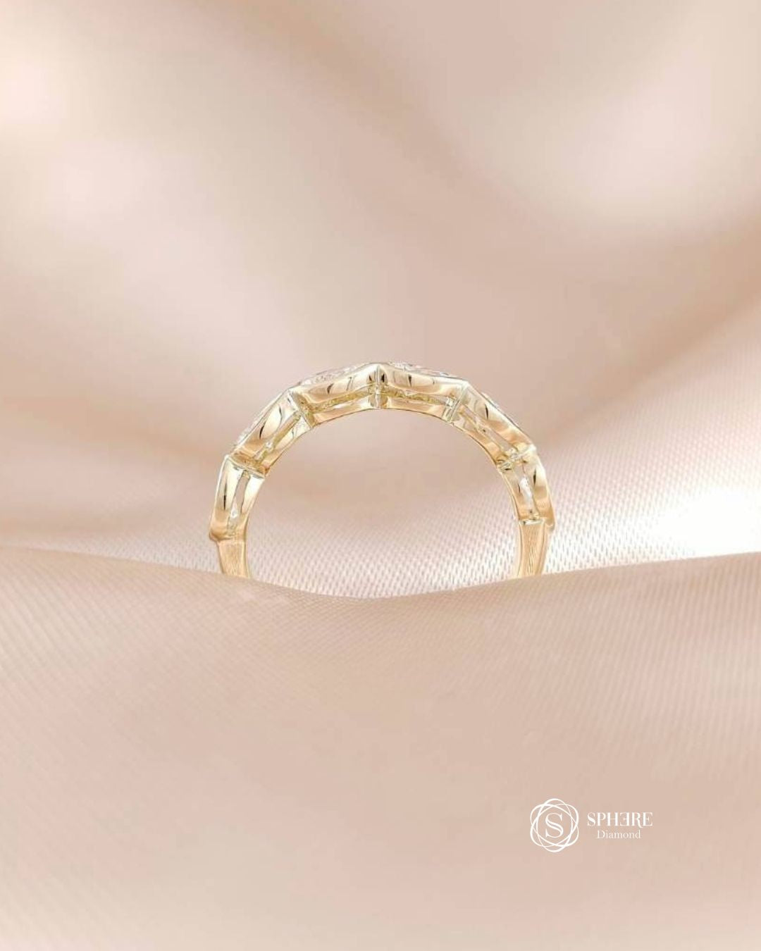 Pear cut Diamond Bezel Wedding Ring