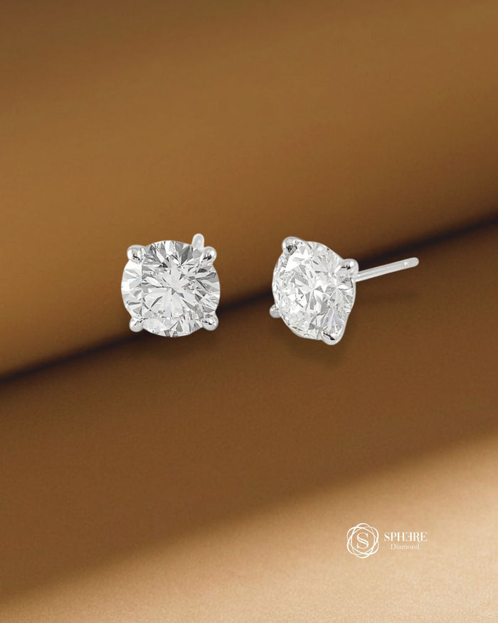 Round Cut Stud Earring