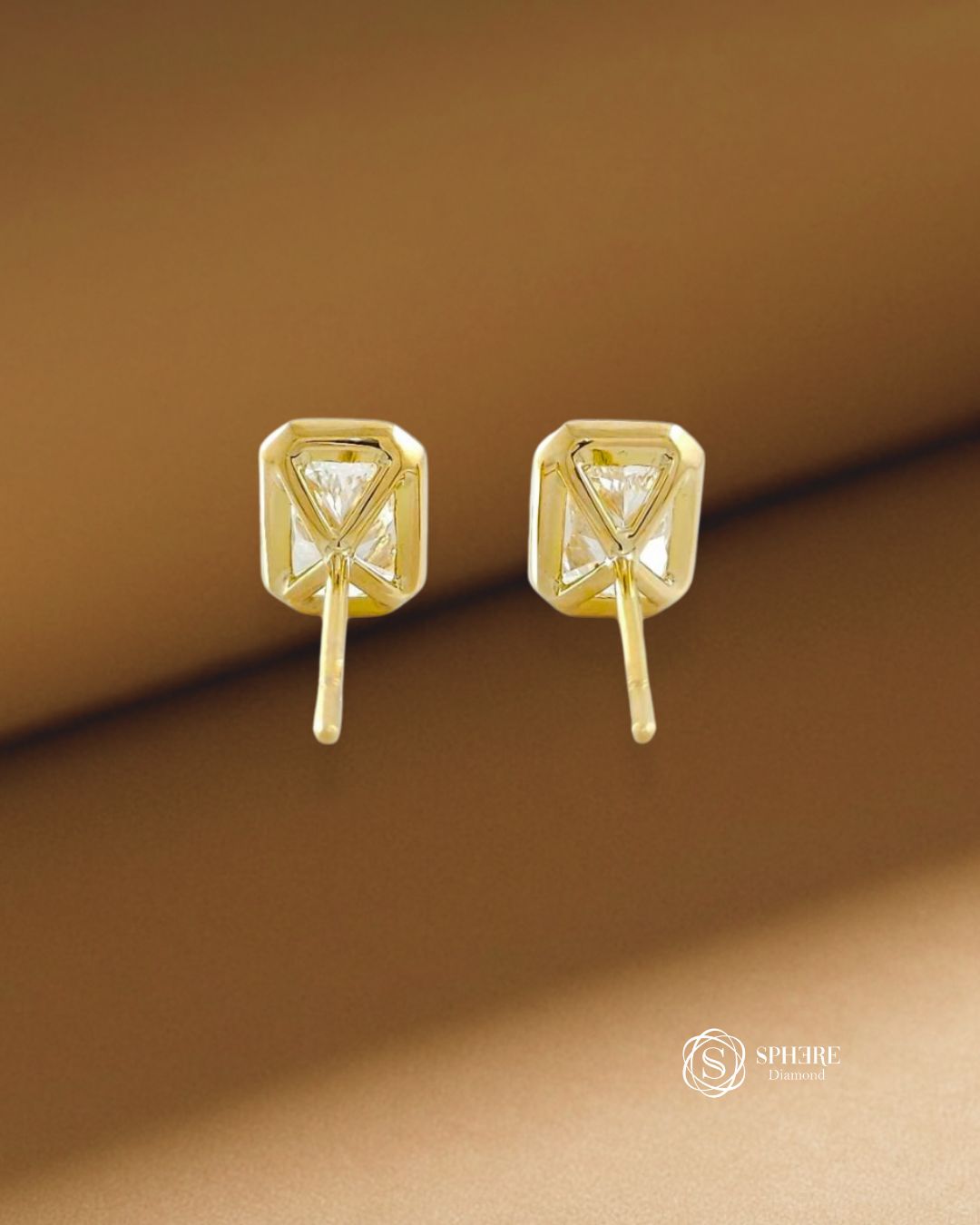 Stud Earrings in Bezel Setting