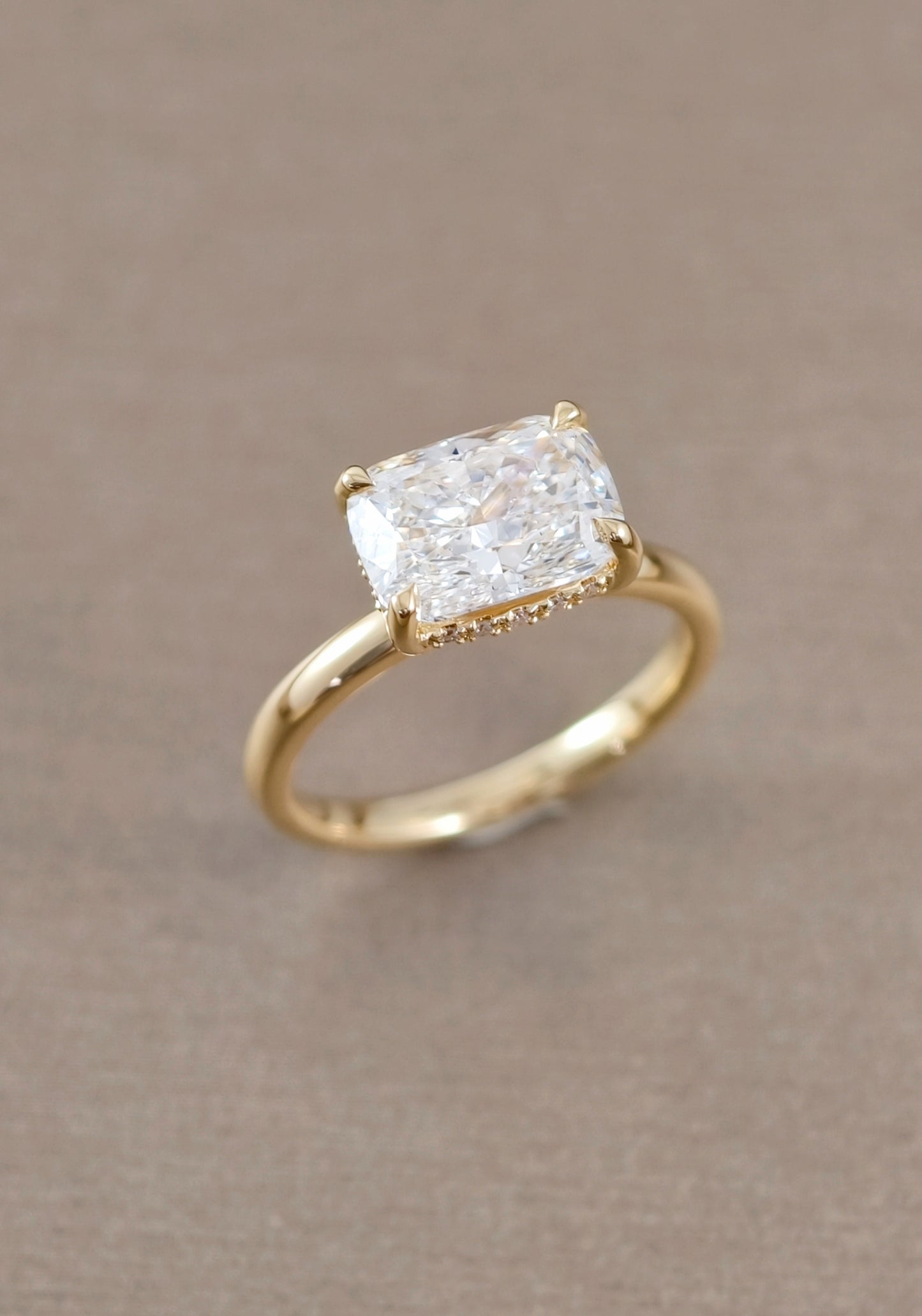 Cushion Lab Grown Diamond Engagement Ring in Bangkok | Sphere Diamond