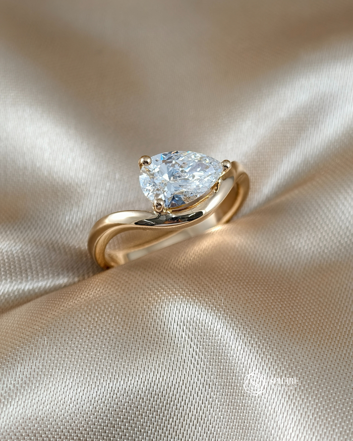 Pear Lab Grown Diamond Bypass Engagement Ring in 18K Yellow Gold | IGI Certified | Sphere Diamond Bangkok