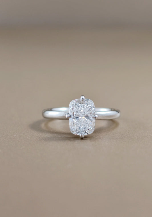 Cushion cut lab grown diamond solitaire engagement ring with IGI certified diamond by Sphere Diamond Bangkok