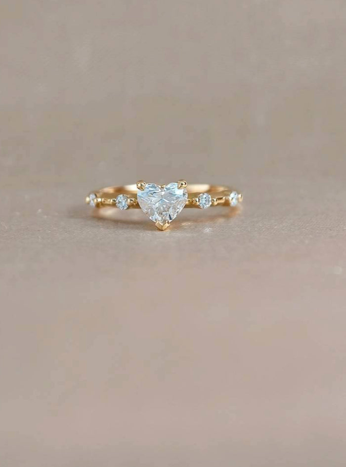 Aurielle Heart Shape Lab Grown Diamond Engagement Ring with Side Diamonds | Custom Made Lab Grown Diamond Ring | Sphere Diamond Bangkok Thailand
