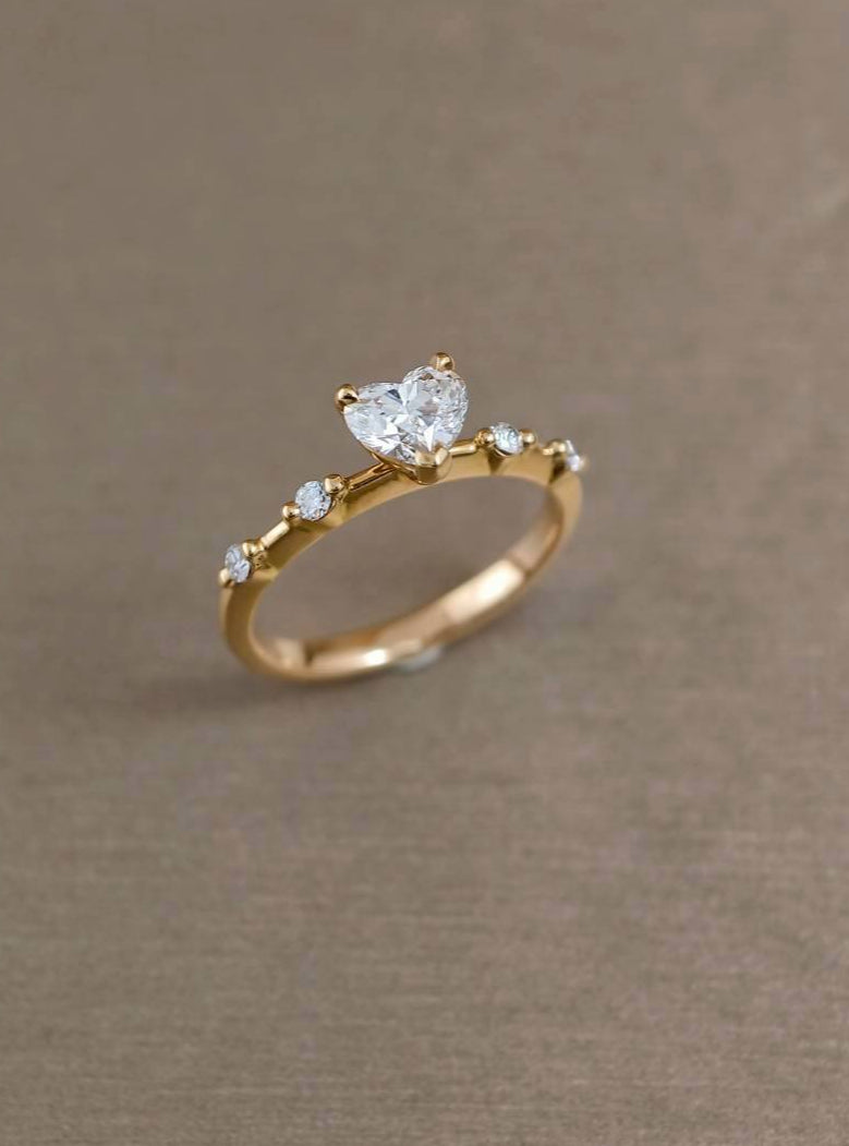 Aurielle Heart Shape Lab Grown Diamond Engagement Ring with Side Diamonds | Custom Made Lab Grown Diamond Ring | Sphere Diamond Bangkok Thailand