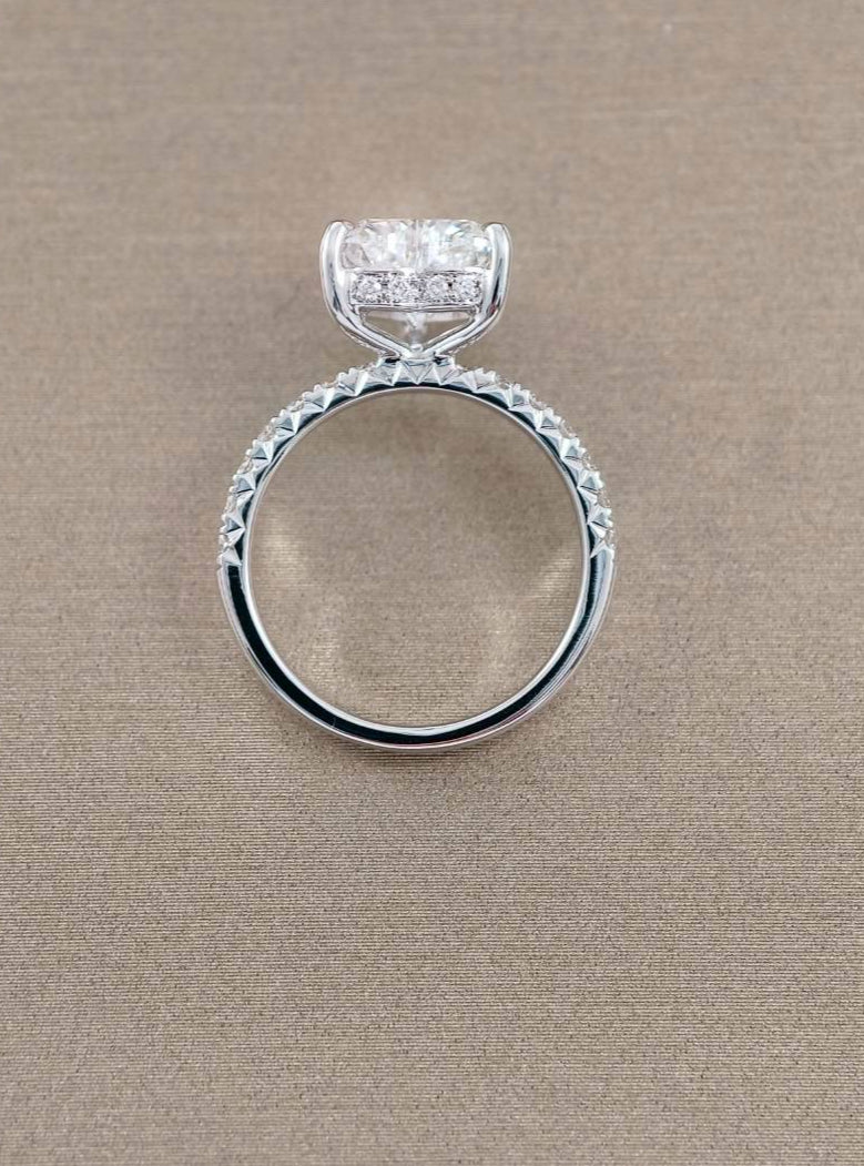 Élise Amour Heart Shape Pavé Lab Grown Diamond Engagement Ring | Custom Made Lab Grown Diamond Ring | Sphere Diamond Bangkok Thailand
