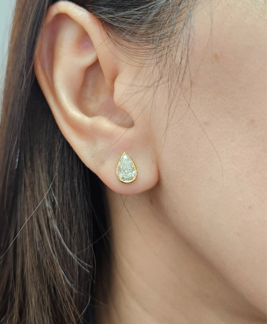 Pear Cut Bezel Love Earring