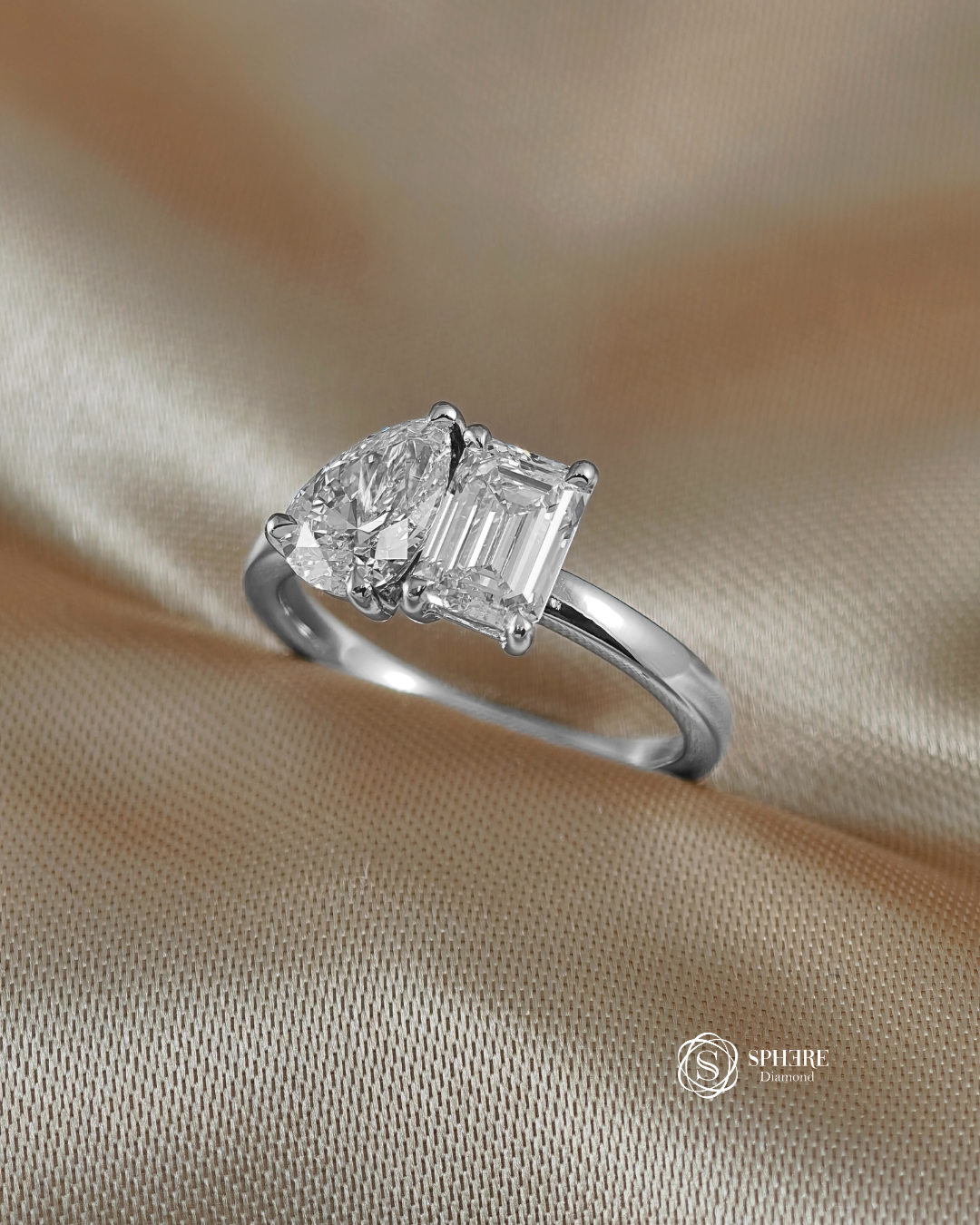Luxury Pear and Emerald Lab Grown Diamond Ring for Proposal | IGI Certified | Sphere Diamond Bangkok