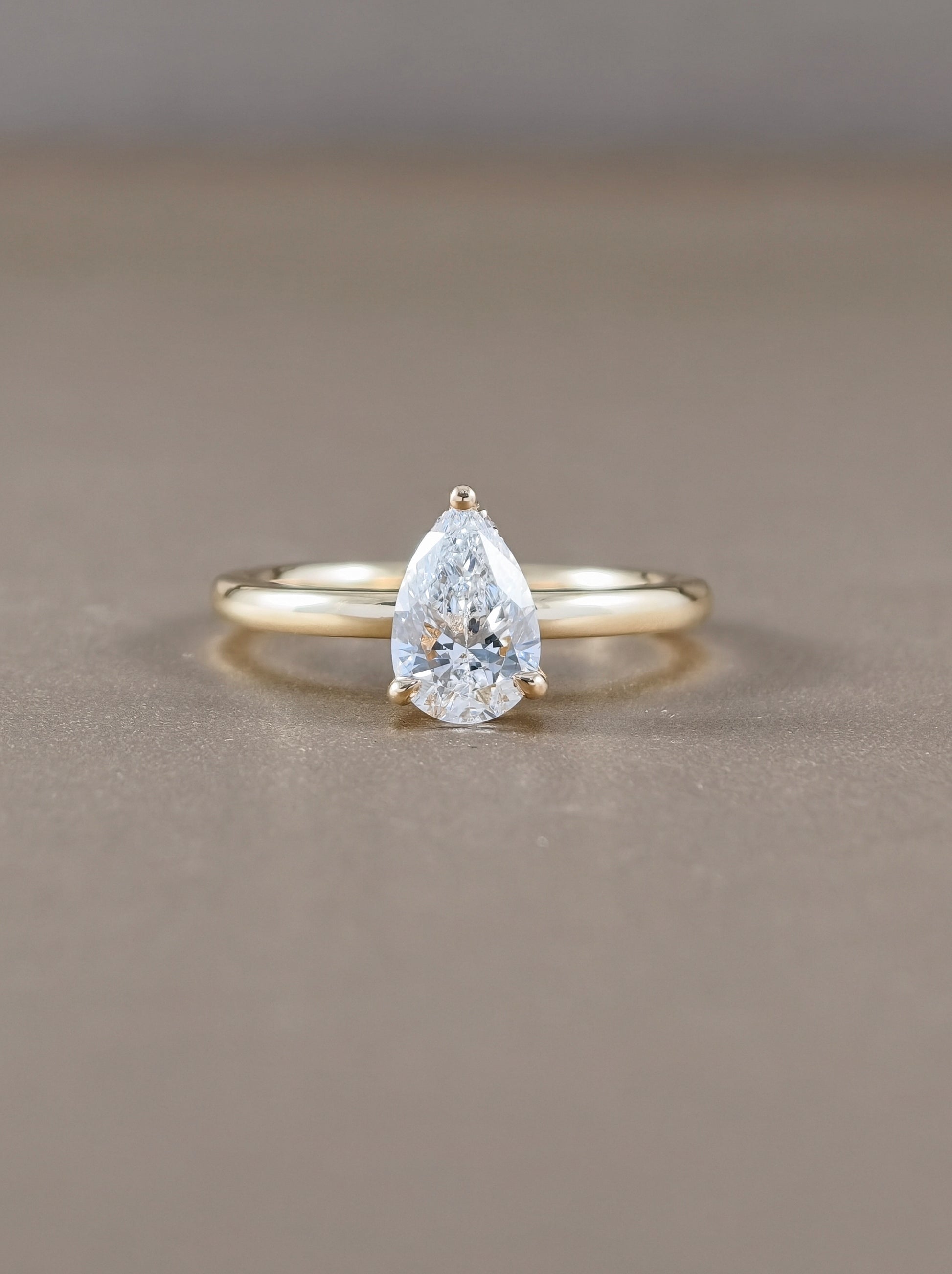 Serelle Pear Cut Lab Grown Diamond Solitaire Engagement Ring Bangkok