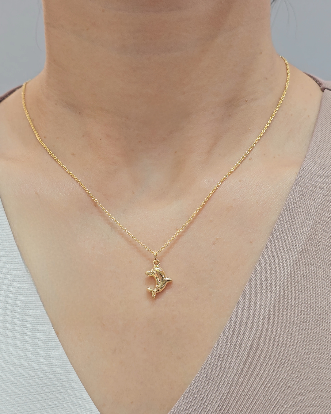 Gold Dolphin Pendant by Sphere Diamond Bangkok Thailand