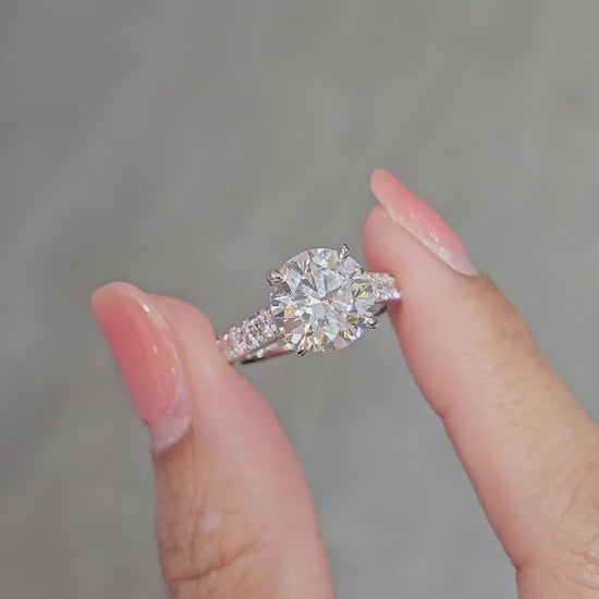 Round Lab Grown Diamond Engagement Ring