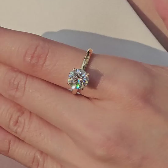 RING DIAMOND LOB GRWN UNDER DAYLIGHT
