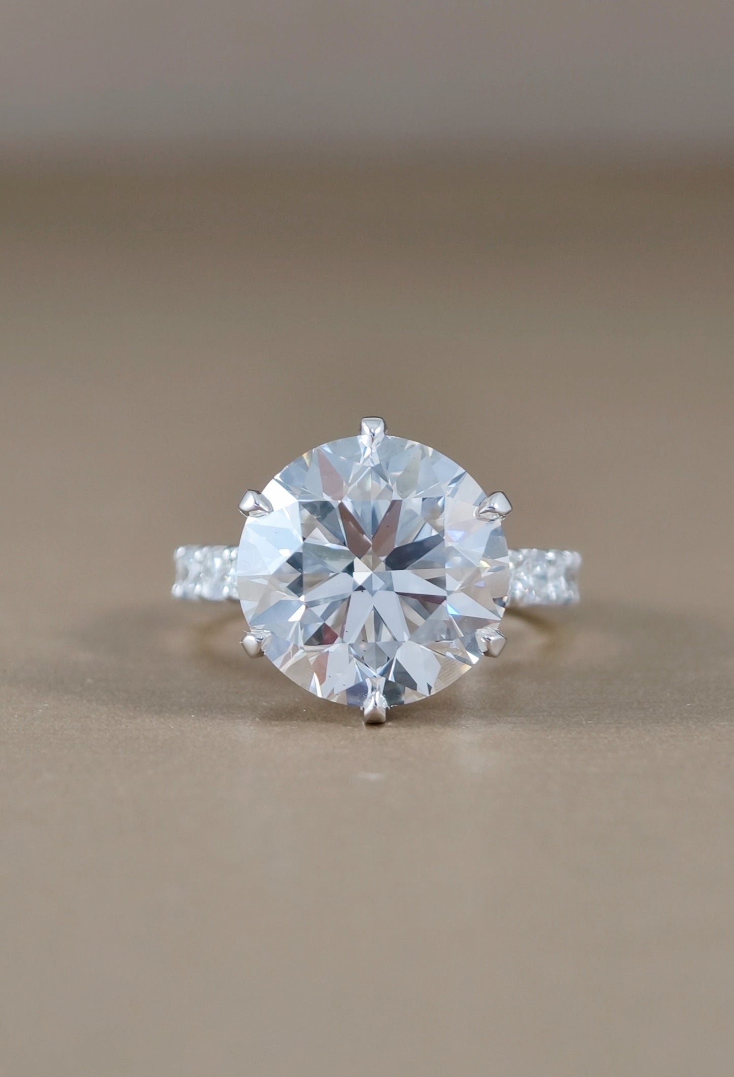 Lyra U-Prong Pavé Round Lab Grown Diamond Engagement Ring | IGI Certified