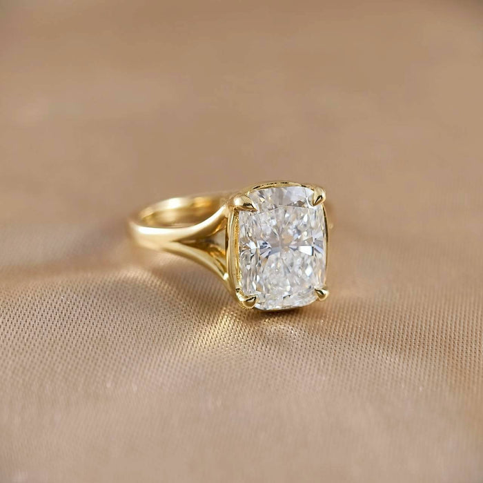 Cushion lab grown diamond bezel engagement ring in Bangkok by Sphere Diamond