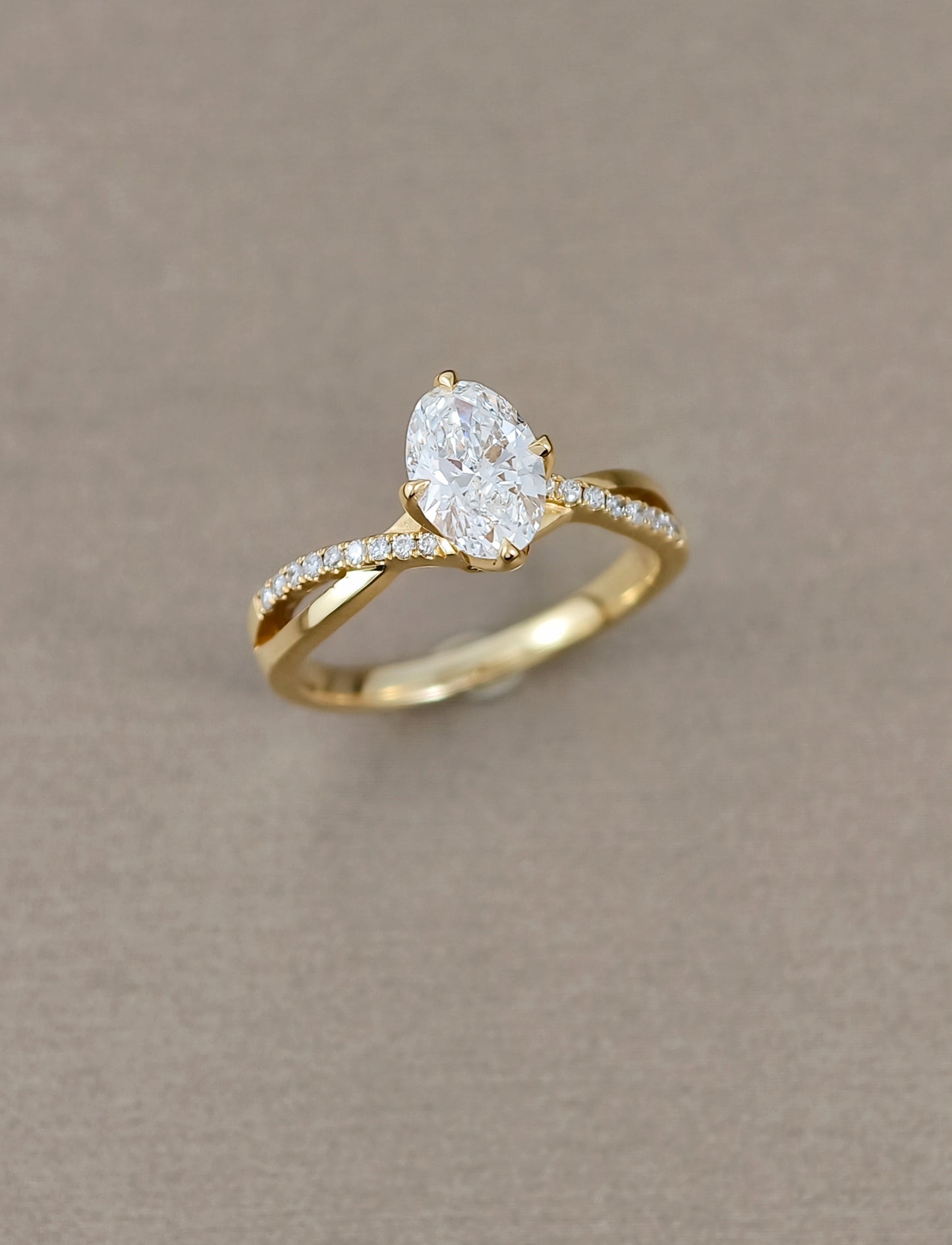 Élysian Bloom Tulip Lab Grown Diamond Engagement Ring | Round Solitaire | IGI Certified | Sphere Diamond Bangkok
