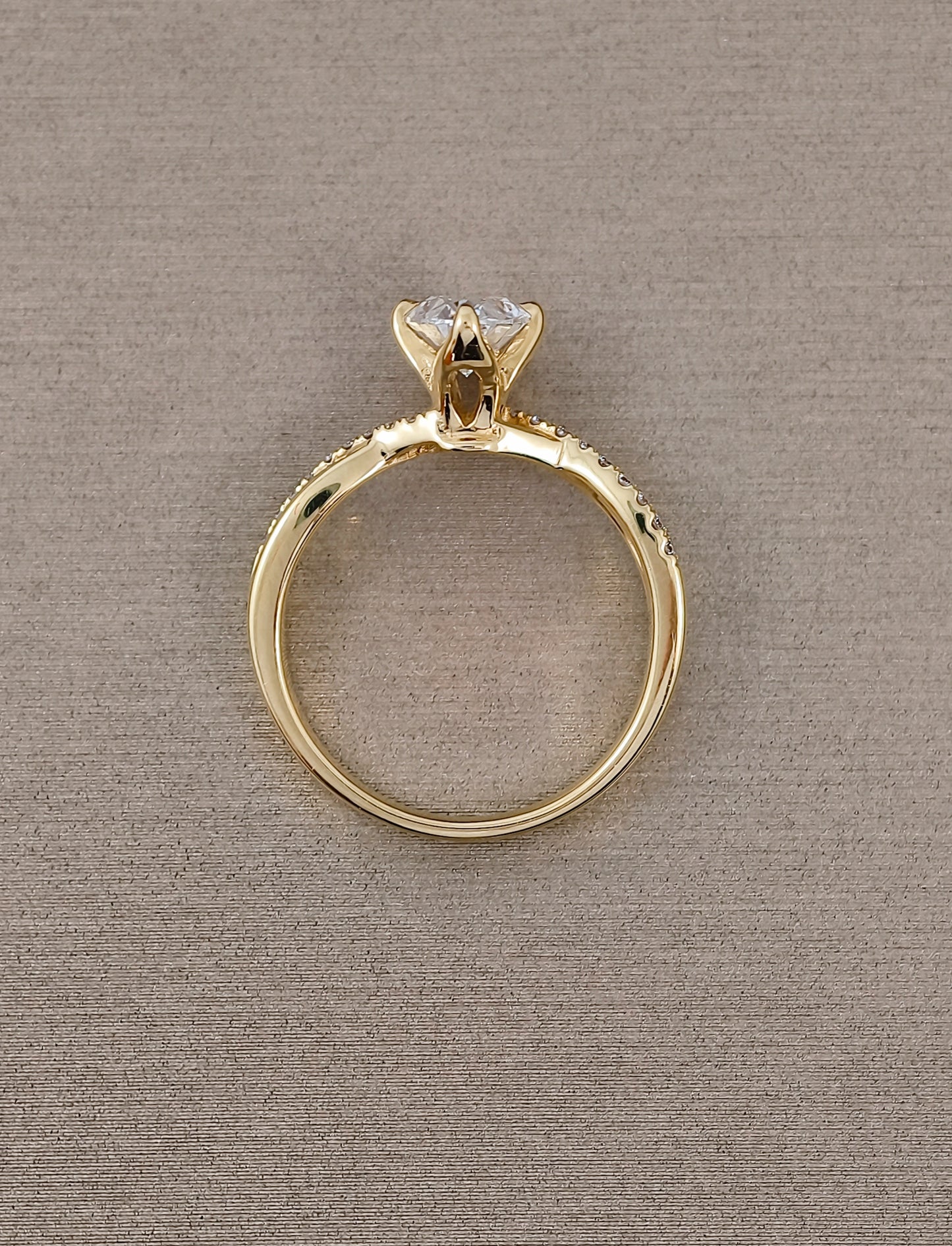 Élysian Bloom Tulip Lab Grown Diamond Engagement Ring | Round Solitaire | IGI Certified | Sphere Diamond Bangkok