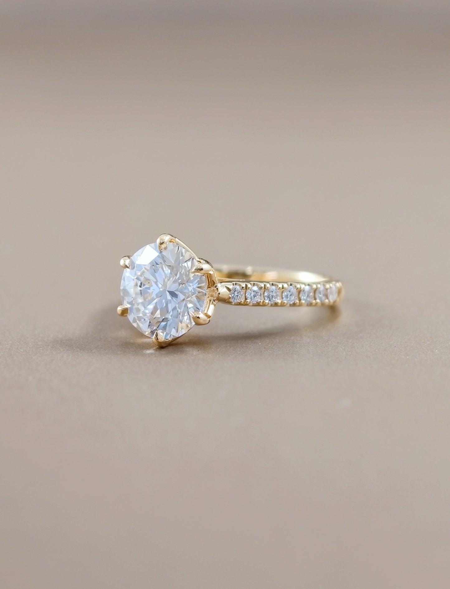 Élysian Tulip Lab Grown Diamond Engagement Ring Round Solitaire IGI Certified by Sphere Diamond Bangkok