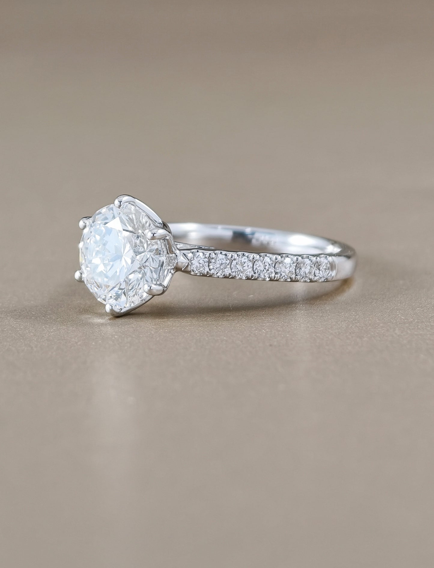 Aurelia Fleur Tulip Lab Grown Diamond Engagement Ring | IGI Certified