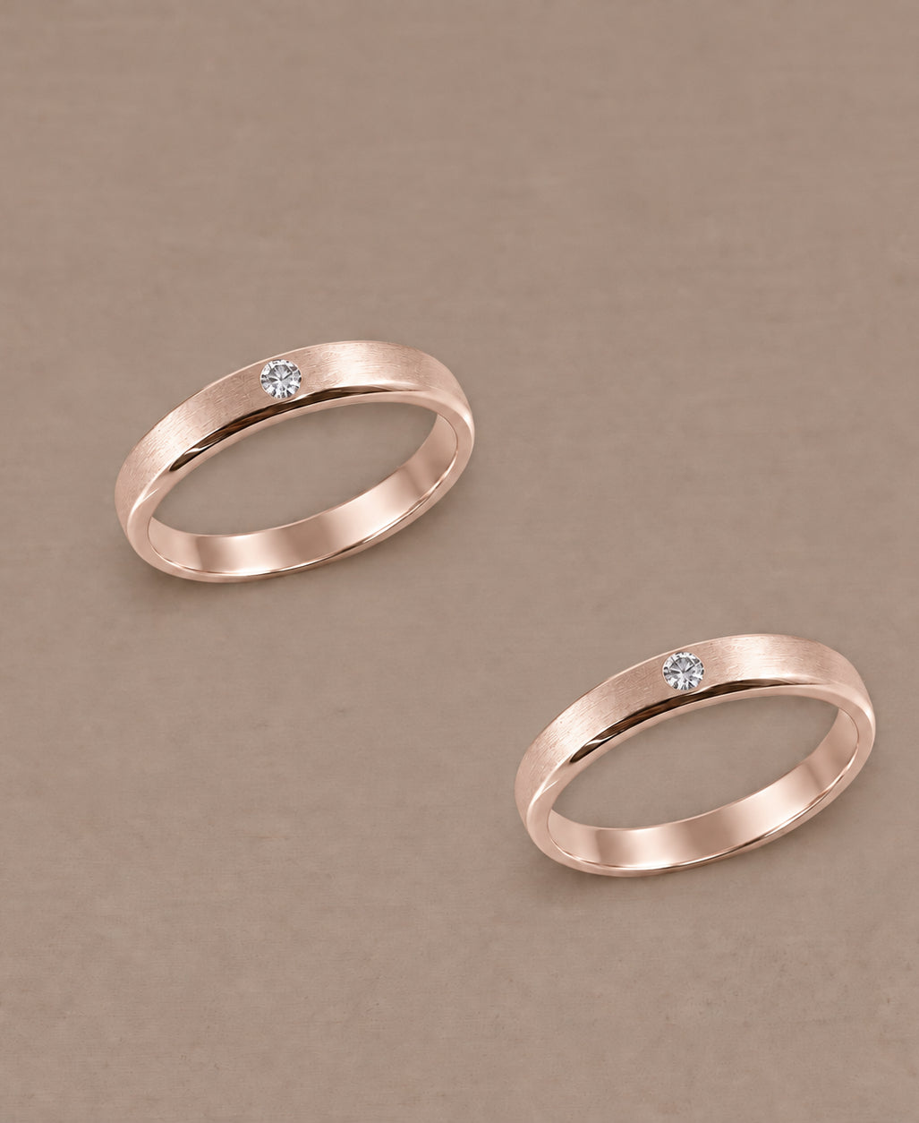 Round Matte White Gold 1 Diamond
